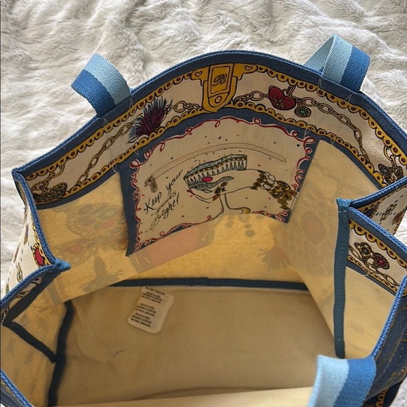 Brighton Glittering LOVE tote NWT - Picture 4 of 11